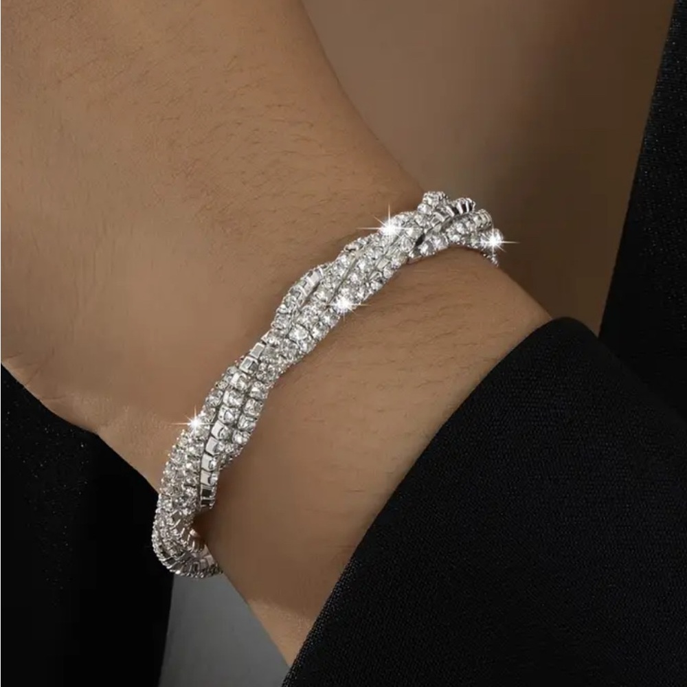 Elegant Silver Bracelet